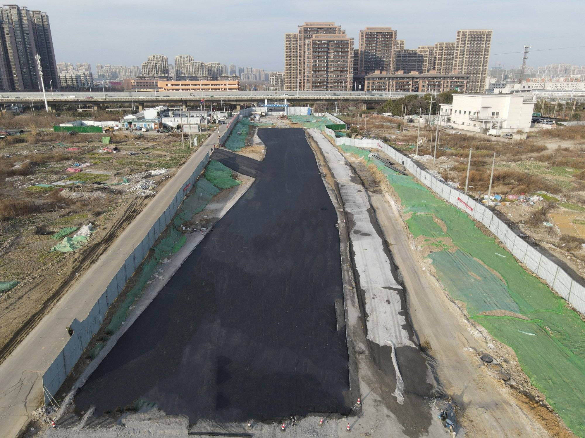 新葵壩路、海康路、鼓樓路、海潮路市政工程項(xiàng)目2019年12月14日施工簡報(bào)